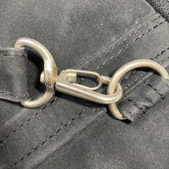 BAGGALLINI Convertible Wallet Crossbody Bag - Picture 8 of 10